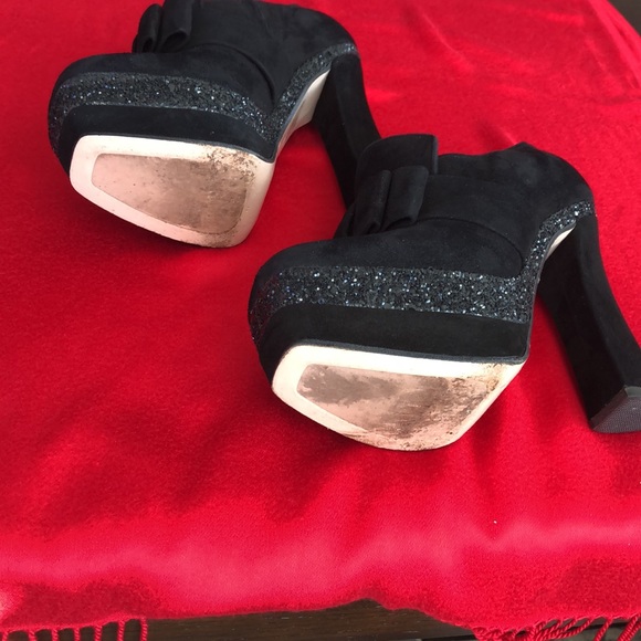 Mic Miu black suede bow booties with glitter platform - Picture 10 of 11